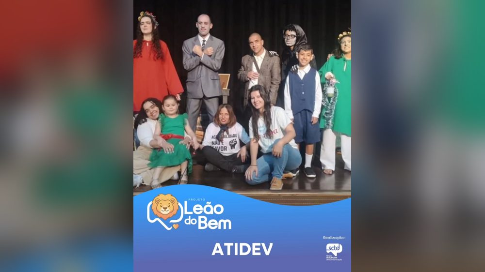 Cartaz da campanha Leão do Bem com alunos da ATIDEV